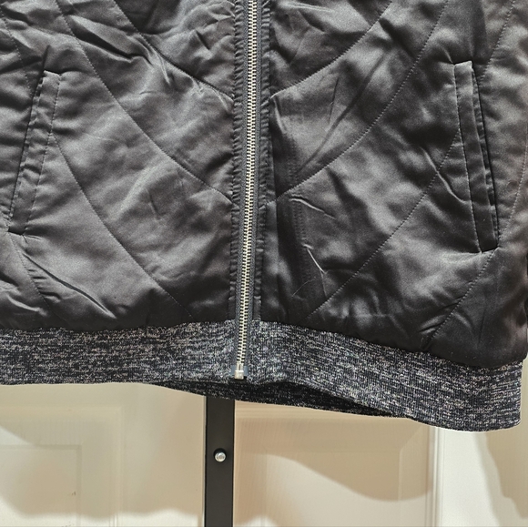 Harley-Davidson Quilted Bomber Jacket - Picture 5 of 10